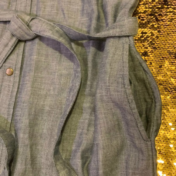 CARVE Designs Belted Chambray Dress Pockets Sz 8 - Picture 4 of 6